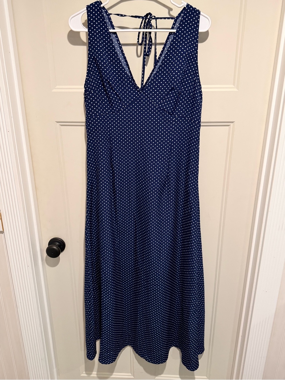 Navy Polka Dot V-Neck Midi Dress - L - Picture 2 of 6